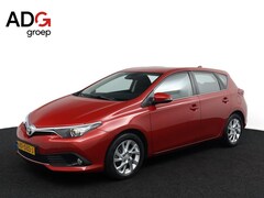 Toyota Auris - 1.2T Aspiration Automaat | Trekhaak | Achteruitrijcamera | Climate Control | Cruise Contro