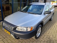 Volvo XC70 - 2.5 T Kinetic Automaat 4WD / Youngtimer