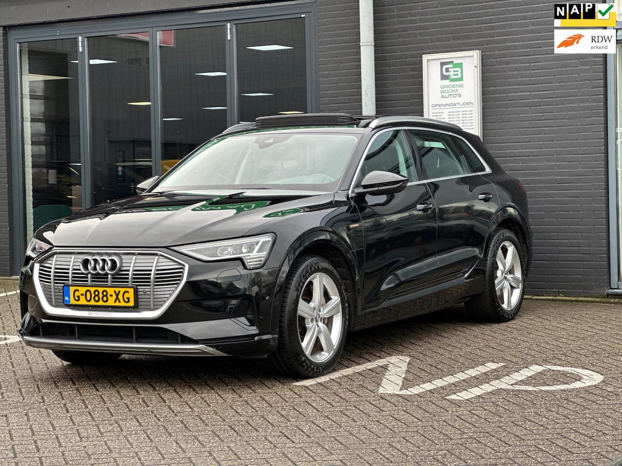 Audi e-tron - E-tron 50 quattro Launch edition plus 71 kWh/PANO-DAK/NAVI/NL-AUTO NAP!! - AutoWereld.nl