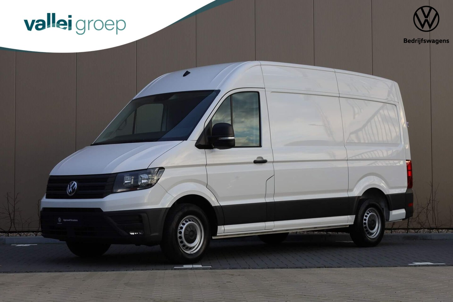 Volkswagen Crafter - 30 2.0 TDI 140PK L3H3 Comfortline | 3-zits | Parkeersensoren voor/achter | Apple Carplay / - AutoWereld.nl