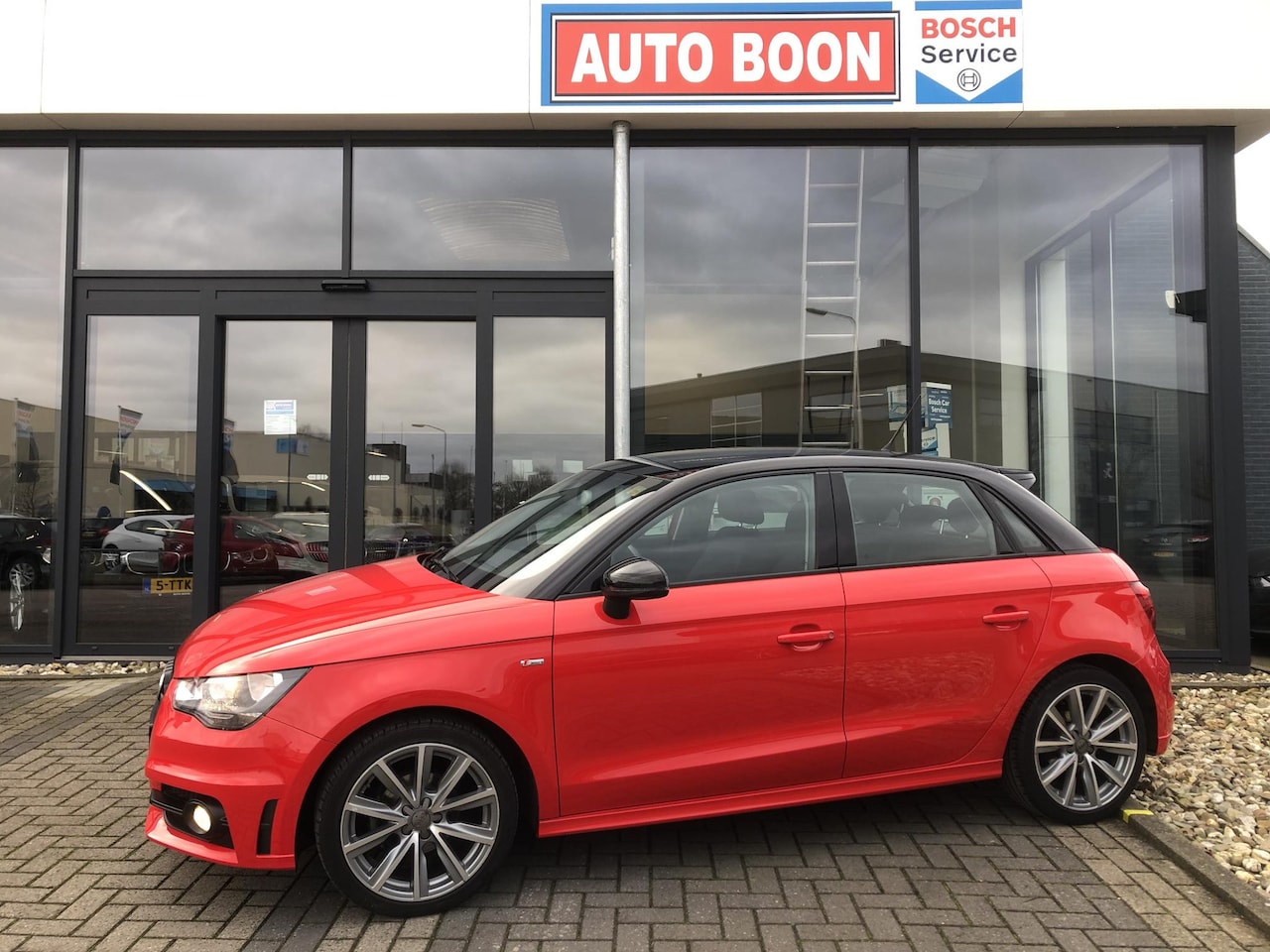 Audi A1 Sportback - 1.2TFSI 86PK ADMIRED : NAVI/BT/17"LMV- NL AUTO - KM=NAP - AutoWereld.nl