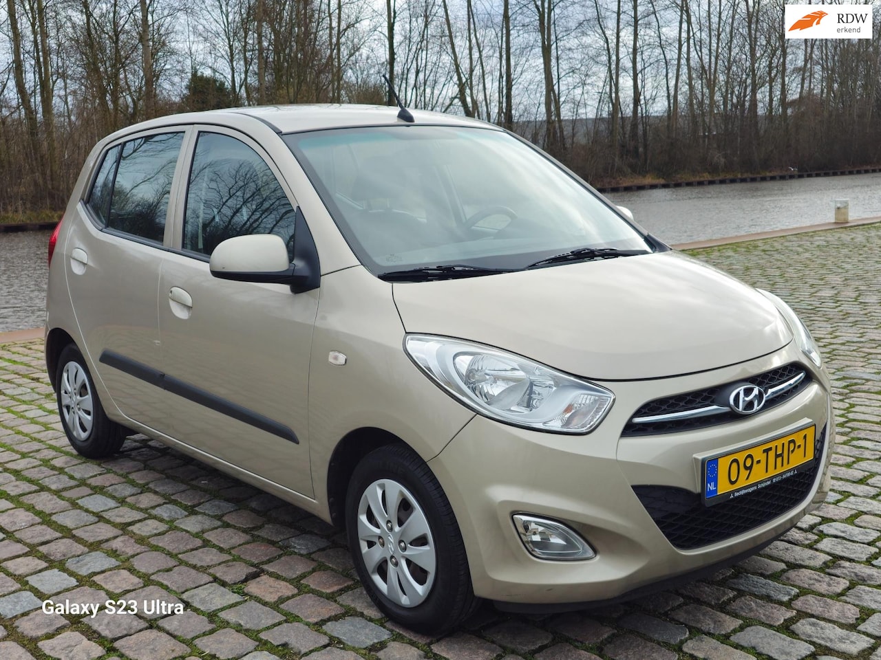 Hyundai i10 - 1.2 Plus 1e eigenaar uniek km.org nl auto airco - AutoWereld.nl