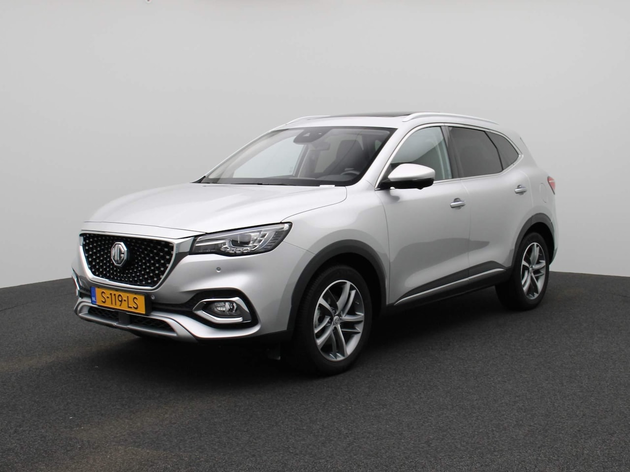 MG EHS - 1.5 TGDI Luxury | Leder | Panoramadak | Led Sfeerlicht | 360 Camera | Adaptive Cruise Cont - AutoWereld.nl