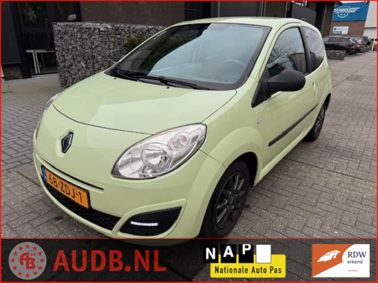 Renault Twingo - 1.2 Acces | AIRCO | SPORTVELGEN | NIEUWE APK | - AutoWereld.nl