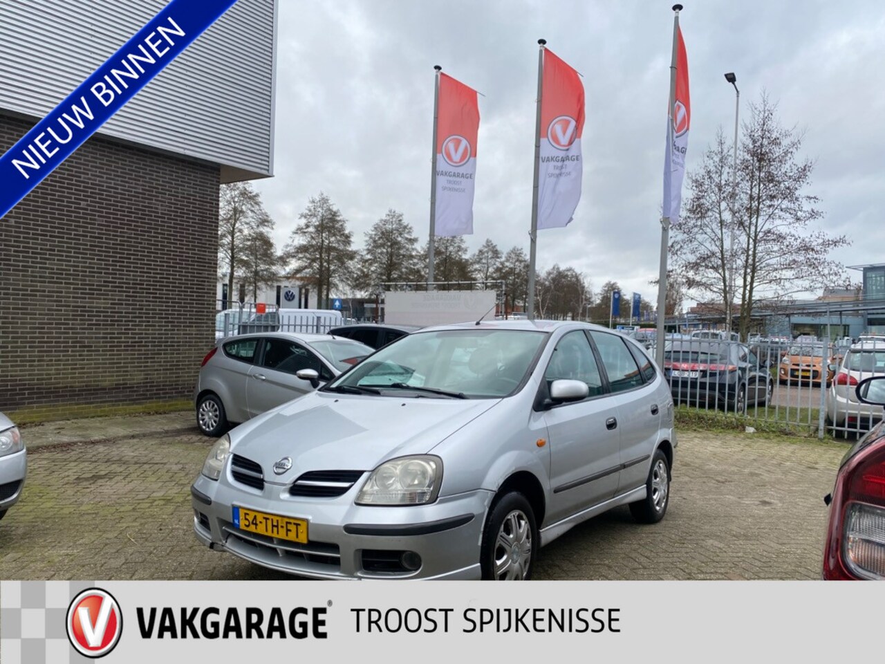 Nissan Almera Tino - 1.8 Acenta 1.8 Acenta,5 Deurs,5Zits,Airco,Elektrischpakket,Trekhaak,Apk 4/2025 - AutoWereld.nl