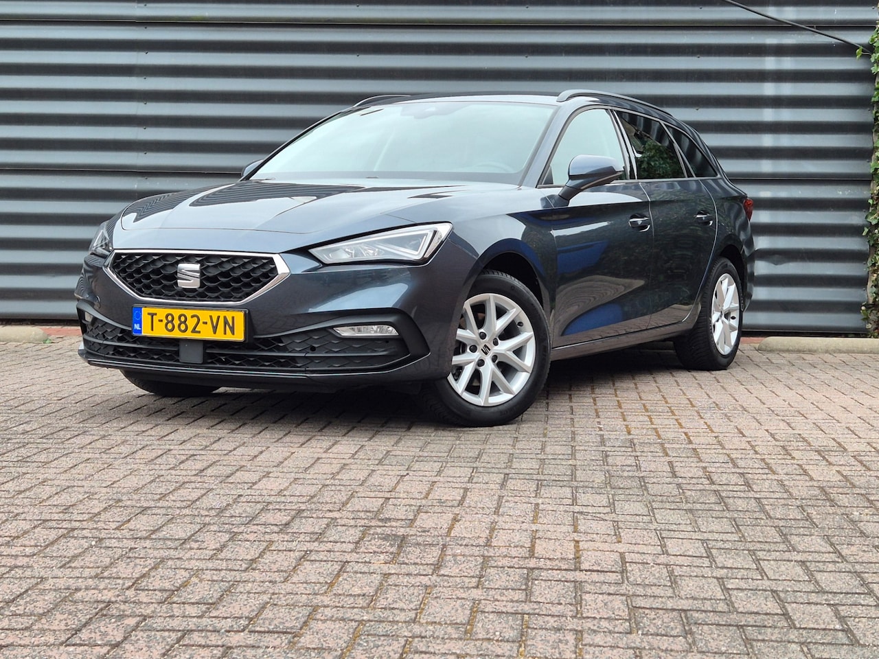 Seat Leon Sportstourer - 1.0 eTSI FR Business Intense 1.0 eTSI FR Business Intense - AutoWereld.nl