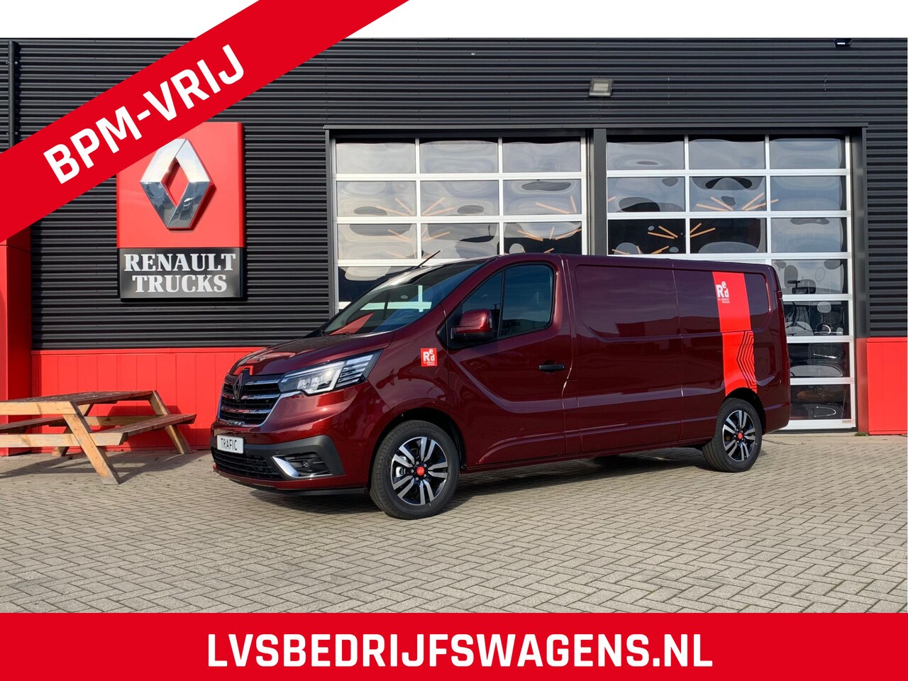 Renault Trafic - Exclusive T30 2.0 dCi 150 PK L2H1 Automaat, 17inch velgen, Trekhaak, Apple Carplay - AutoWereld.nl