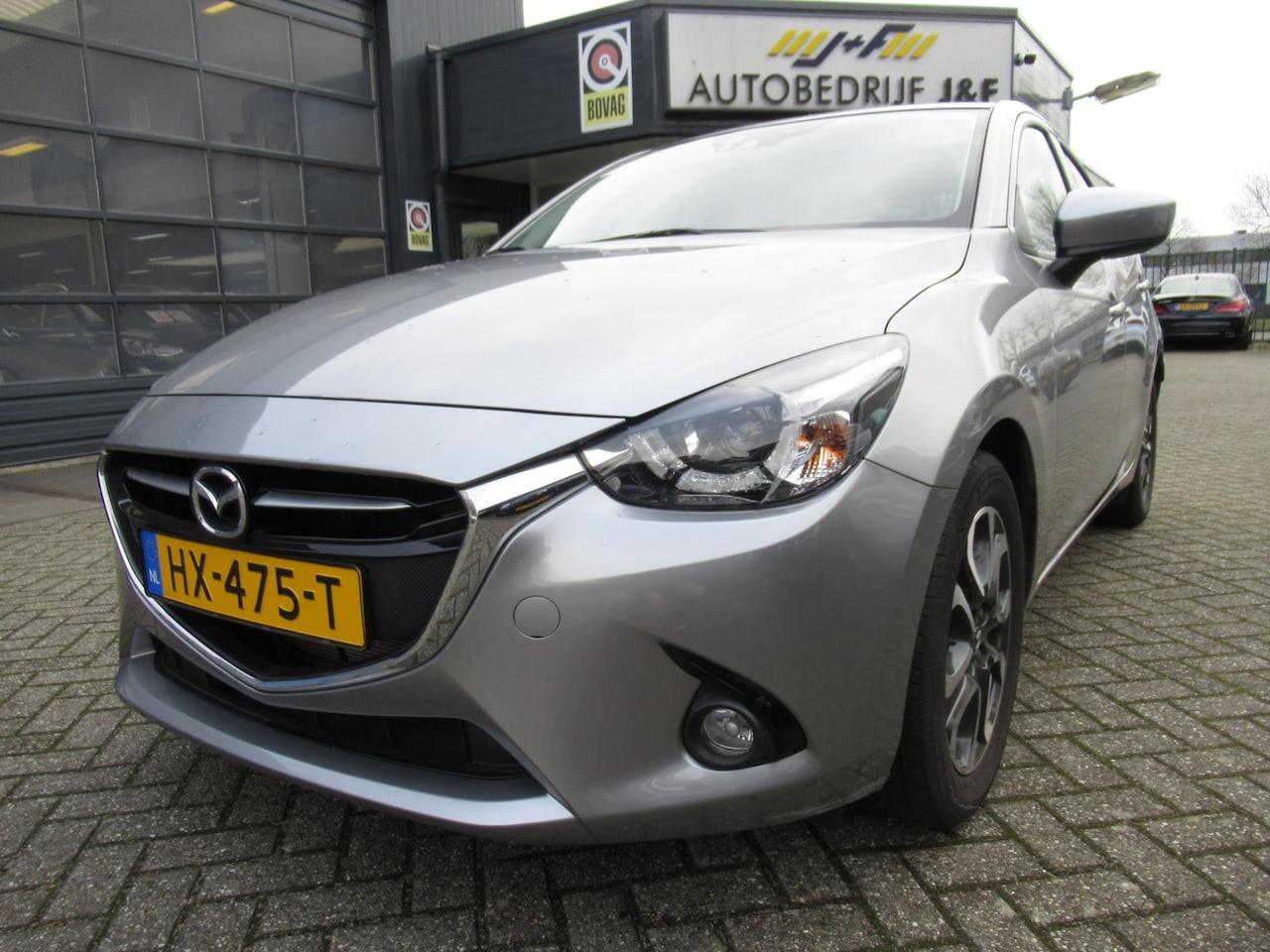 Mazda 2 - 1.5 Skyactiv-G GT-M / 1e Eig / NAV / PDC / Stoelverwarming / Trekhaak - AutoWereld.nl