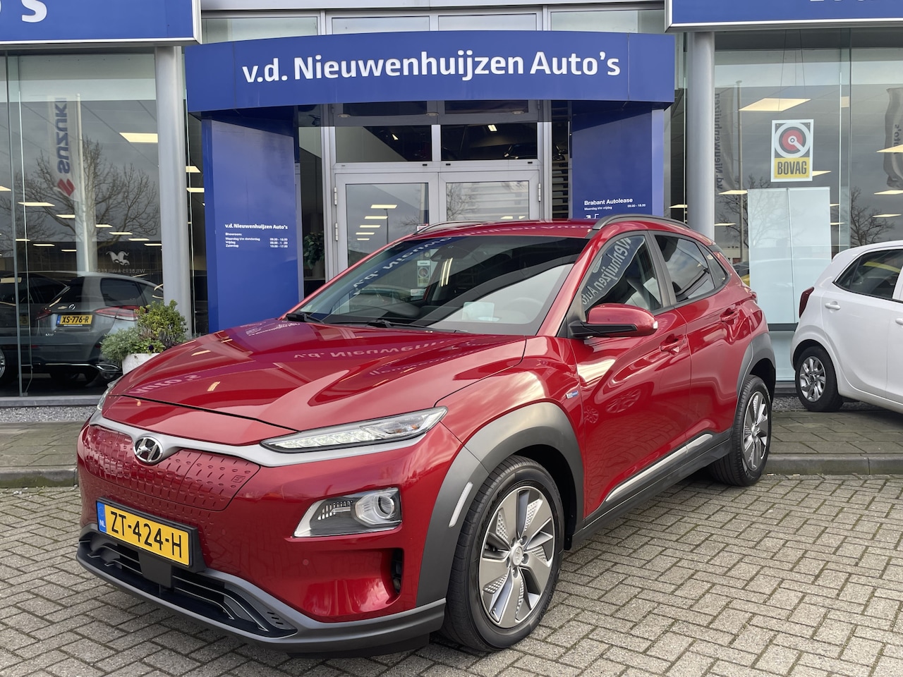 Hyundai Kona Electric - EV Premium 64 kWh €2000 Autodroom Subsidie Info Jeroen 0492588980 - AutoWereld.nl