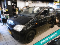 Daihatsu Cuore - 1.0-12V Automaat Airco Stuurbekr. 5-deurs Zuinig