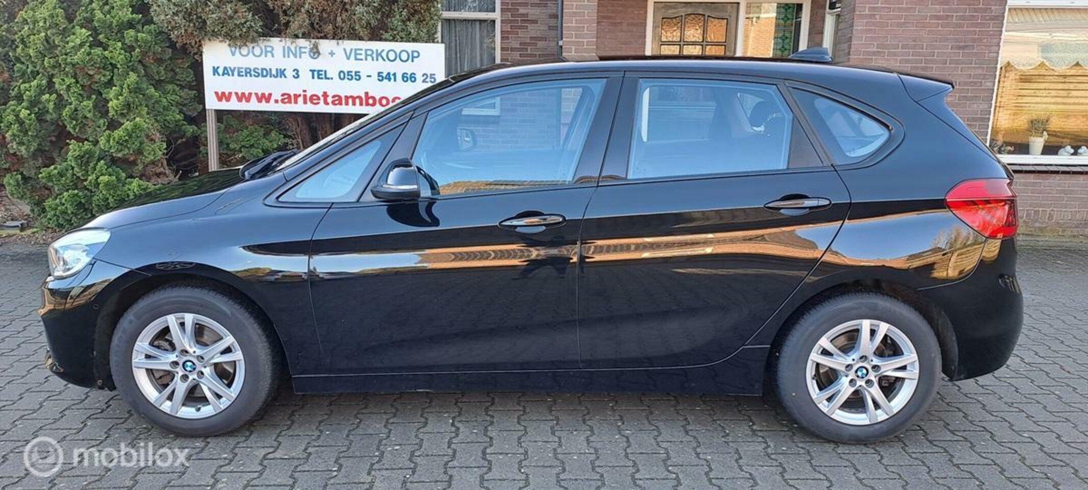 BMW 2-serie Active Tourer - 218i H.Ex CLIMA-NAVI-ORIG.HOL AUTO - AutoWereld.nl