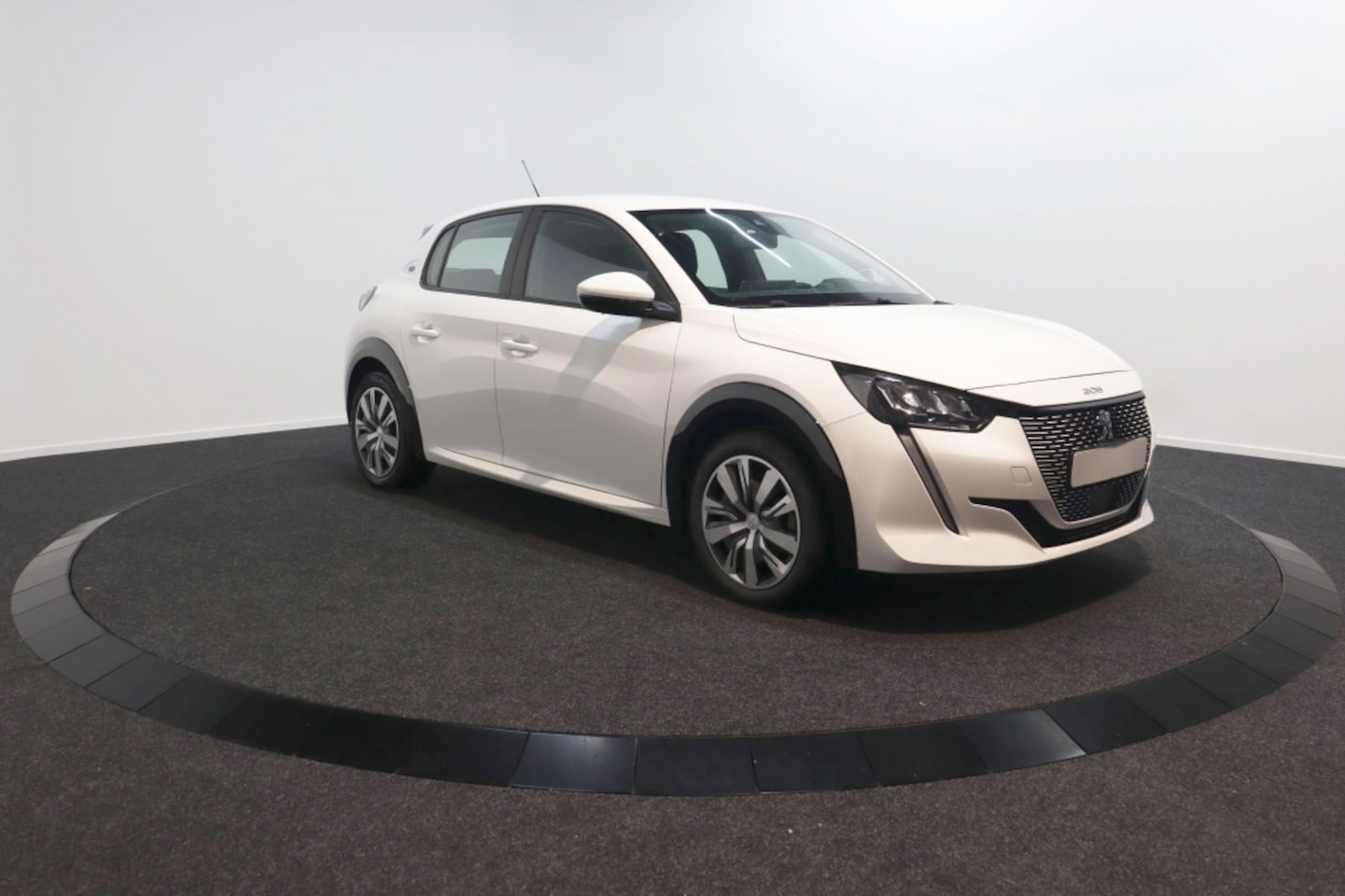 Peugeot e-208 - Active | Cruise control | Navi | Carplay | 12% Bijtelling! - AutoWereld.nl