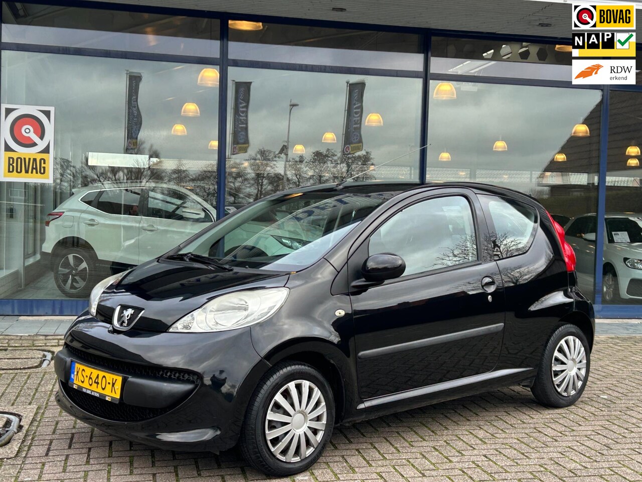 Peugeot 107 - 1.0-12V XR Airco Elek.Pakket Isofix Nieuwe APK Nette Staat! - AutoWereld.nl