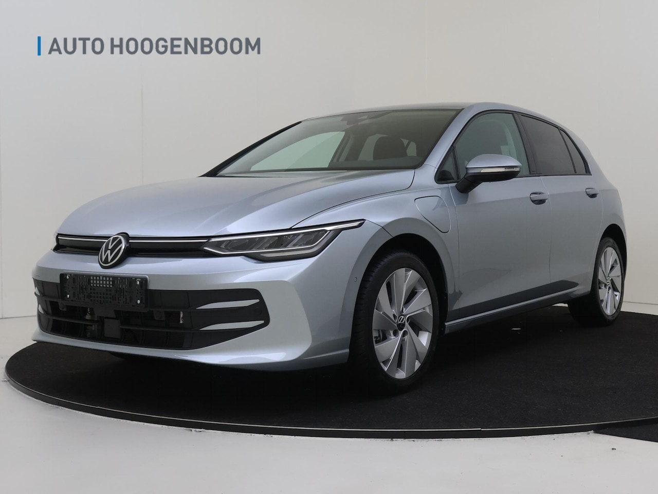 Volkswagen Golf - 1.5 eHybrid 204 6DSG eHybrid Life Edition | 'App-Connect' draadloze smartphone integratie - AutoWereld.nl