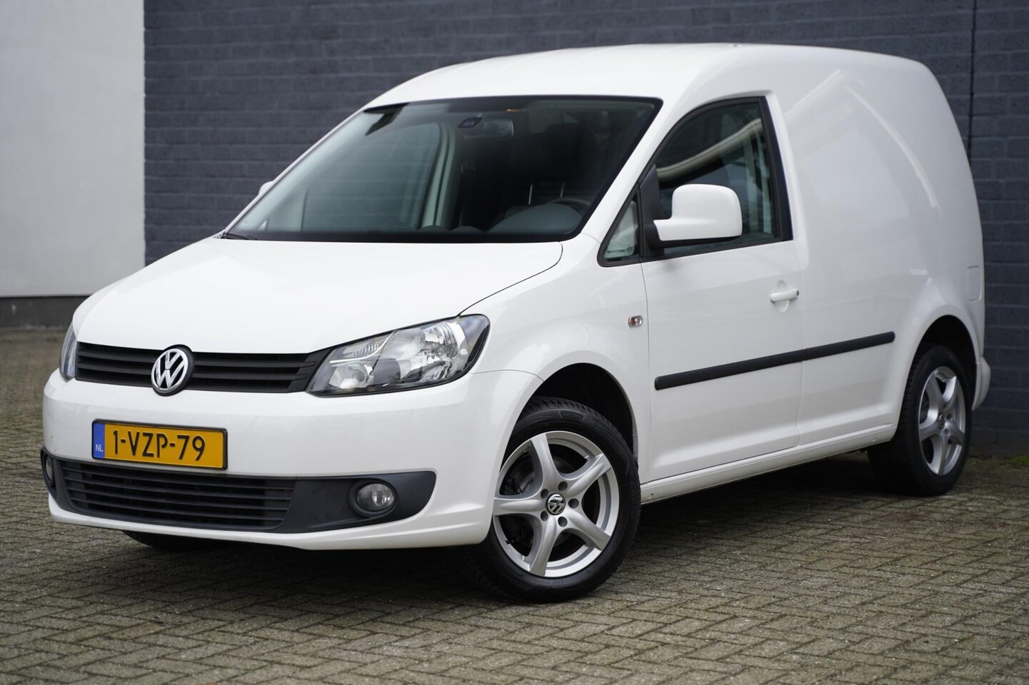 Volkswagen Caddy - 1.6 TDI DSG, Trekhaak, 1ste eigenaar! NAP - AutoWereld.nl