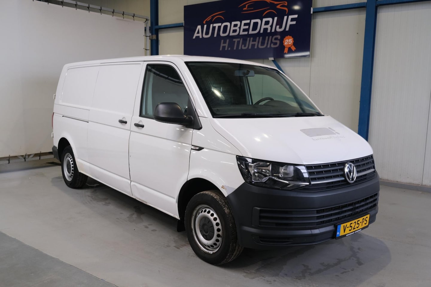 Volkswagen Transporter - 2.0 TDI L2H1 Comfortline - Airco, Trekhaak. - AutoWereld.nl