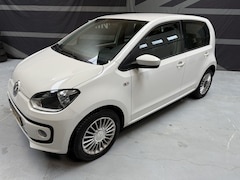 Volkswagen Up! - 1.0 high up 5 deurs, airco, lm velgen. Zeer mooi