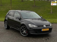 Volkswagen Golf - 1.2 TSI CUP Edition|navi|parkeerhulp|xenon|cruise|topstaat