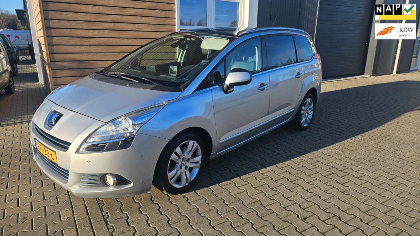 Peugeot 5008 - 1.6 THP GT 5p. 1.6 THP GT 5p. - AutoWereld.nl