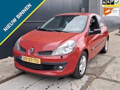 Renault Clio - 1.4-16V Dynamique Luxe Airco Nw APK