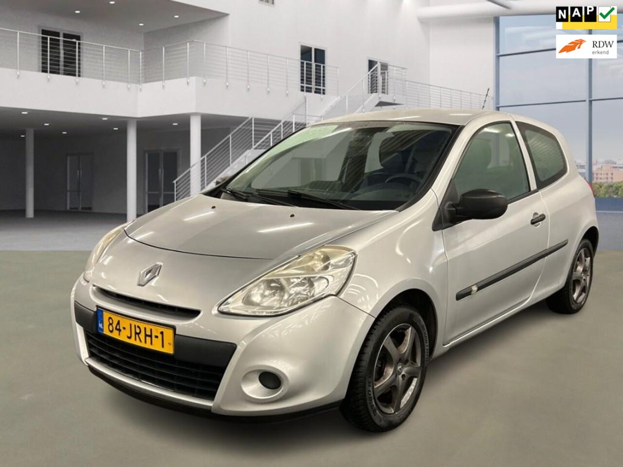 Renault Clio - 1.2 TCe Special Line/APK TOT 05-10-2025 - AutoWereld.nl