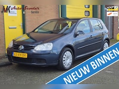 Volkswagen Golf - 1.6 FSI Optive 3 Airco Nieuwe Apk