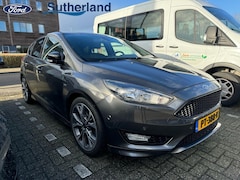 Ford Focus - 1.5 ST-Line 182 182pk | Winterpack | Vol Leder