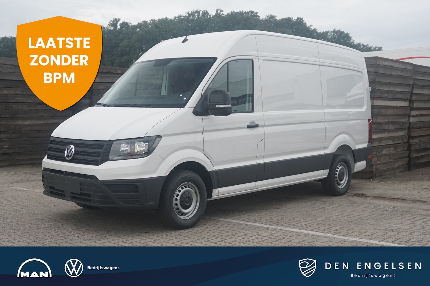 Volkswagen Crafter - 30 2.0 TDI L3H3 Trendline 30 2.0 TDI 140PK L3H3 Trendline, Radio Composition Colour, Achteruitrijcamera, DAB+ - AutoWereld.nl