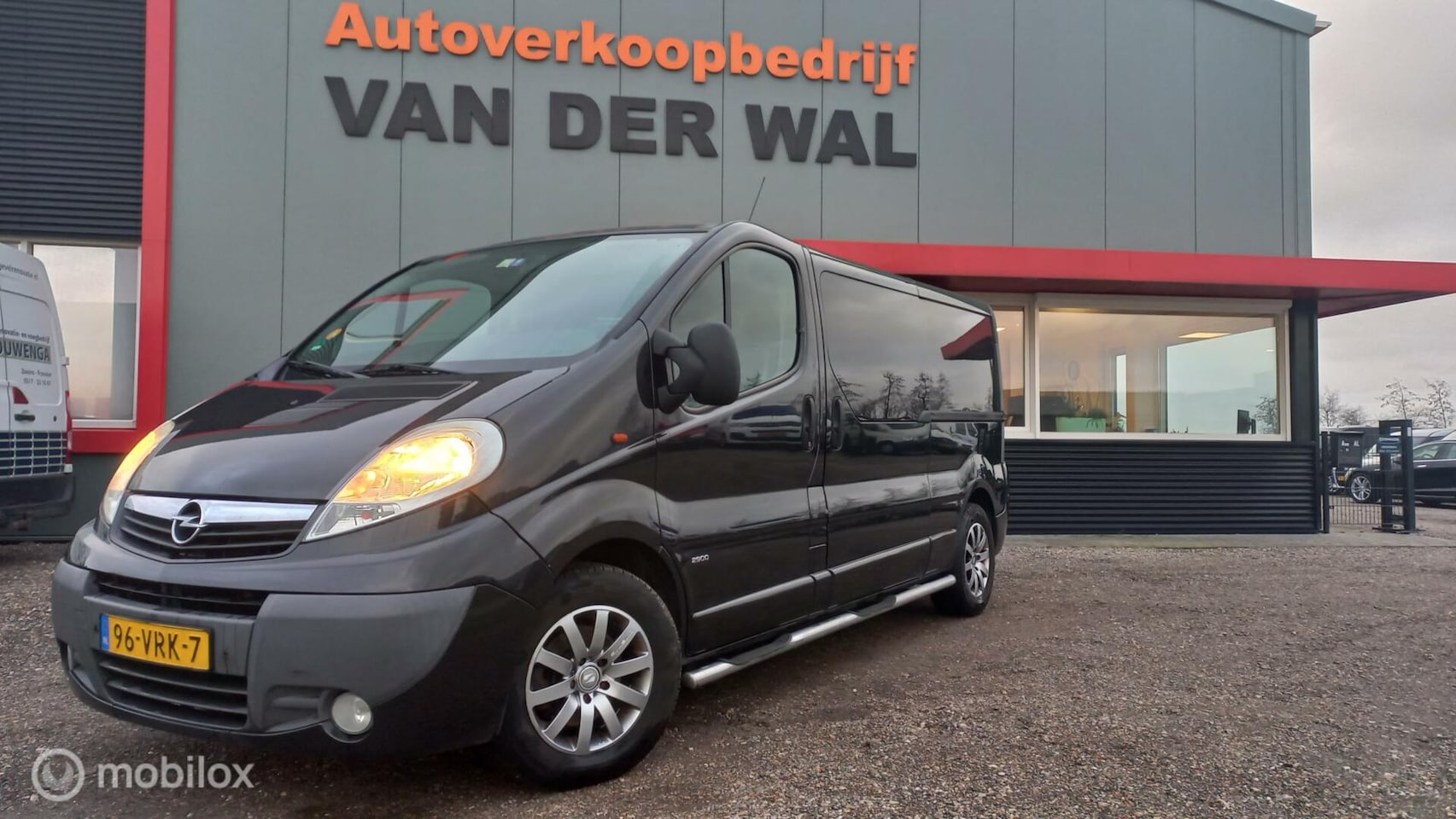 Opel Vivaro - bestel 2.5 CDTI L2H1 DC - AutoWereld.nl