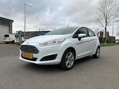 Ford Fiesta - 1.0 Style Led/Navigatie/Pdc/Bluetooth