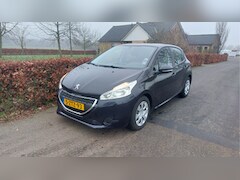 Peugeot 208 - 1.6 BlueHDi Active AIRCO/NAVI BJ 2015