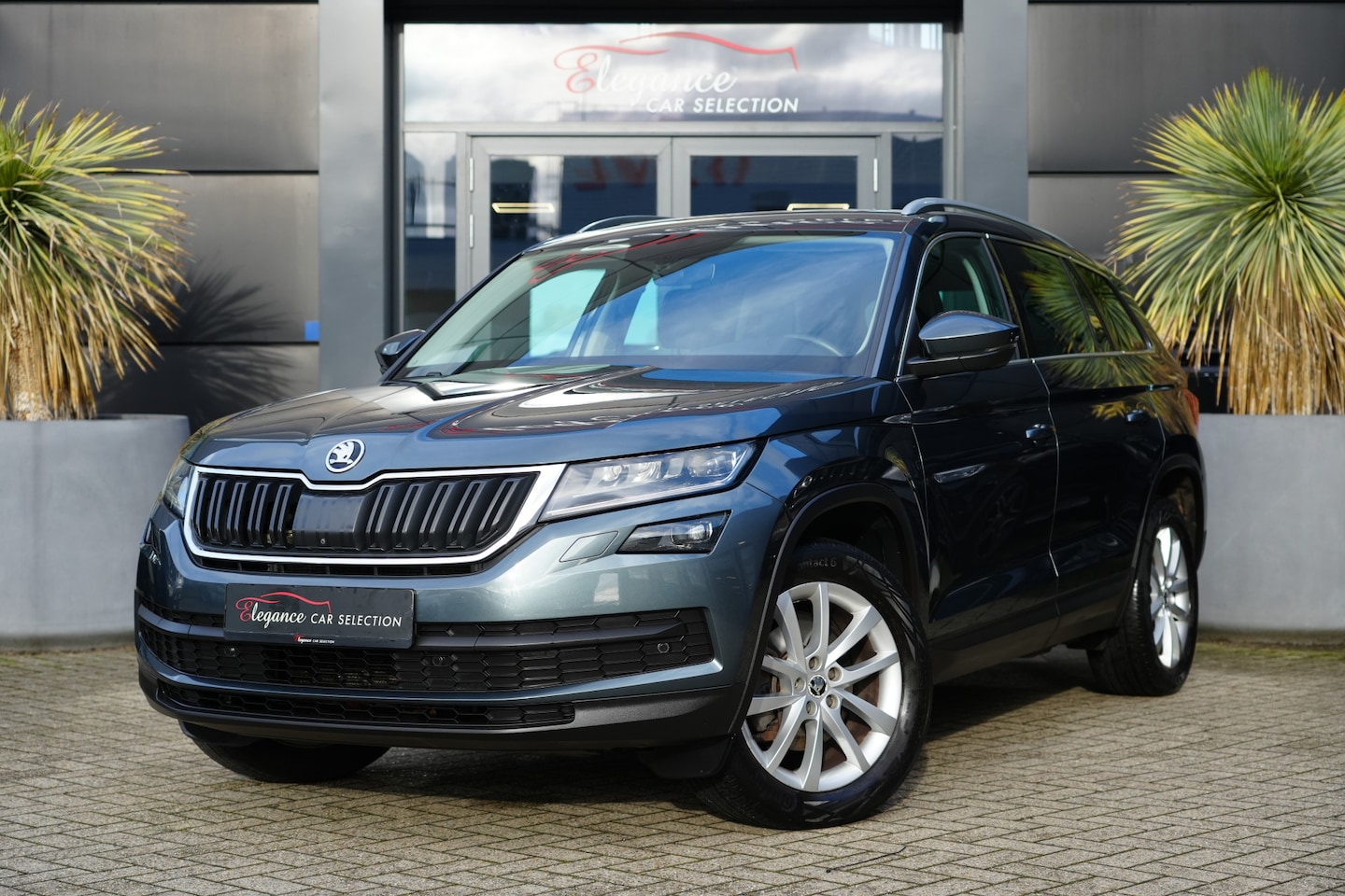 Skoda Kodiaq - 1.4 TSI ACT Style Business 7p. 150pk Panoramadak/Stoelverwarming/Canton - AutoWereld.nl