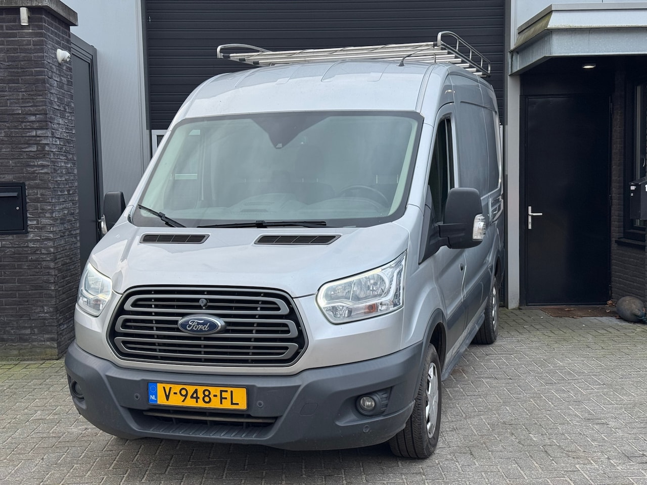 Ford Transit - 290 2.0 TDCI L2H2 Trend Navi, Camera, NAP - AutoWereld.nl