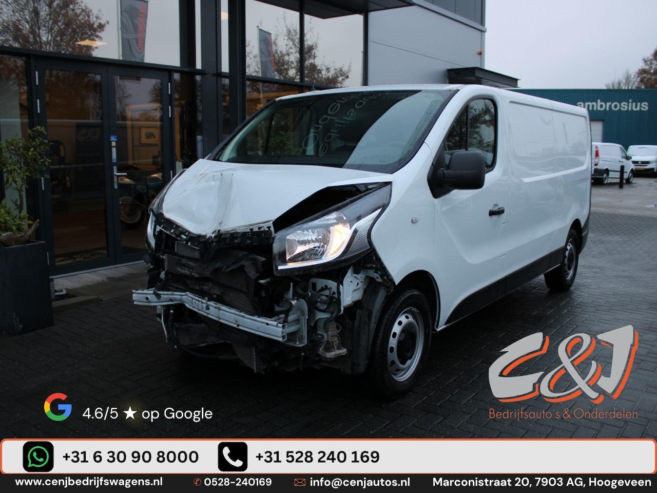 Renault Trafic - 2.0 dCi 120 T29 L2H1 Comfort airco 3 zits voorschade 74.000 km. - AutoWereld.nl