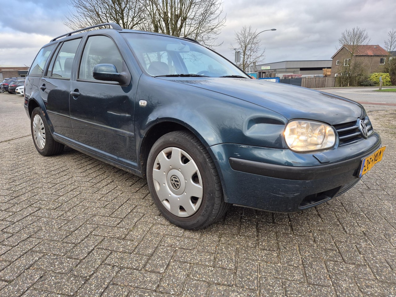 Volkswagen Golf Variant - 2.0 Trendline diverse krassen - AutoWereld.nl