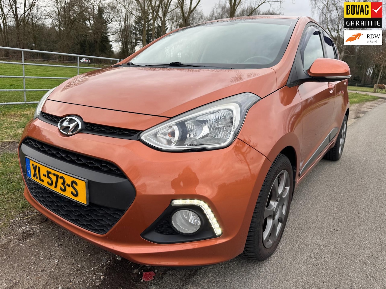 Hyundai i10 - 1.0i i-Motion Premium met airco en cruise control - AutoWereld.nl