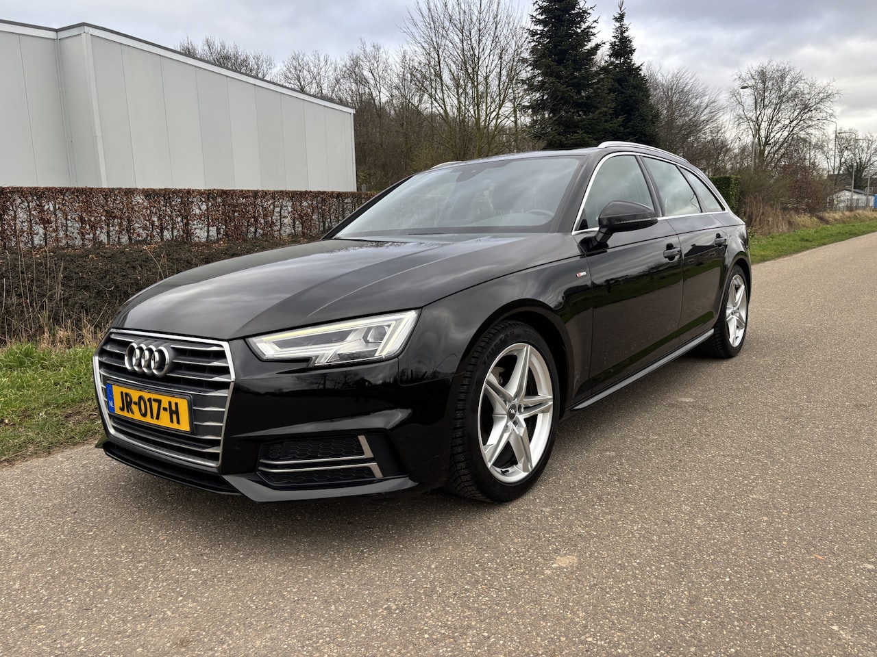 Audi A4 Avant - 1.4 TFSI Sport Pro Line S Spring Advantage / S-LINE / NAVI / CRUISE - AutoWereld.nl