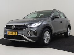 Volkswagen T-Roc - 1.0 TSI 111pk Life | FABRIEKSGARANTIE TOT 07-2027 | 1ste eigenaar | Adaptive cruise contro