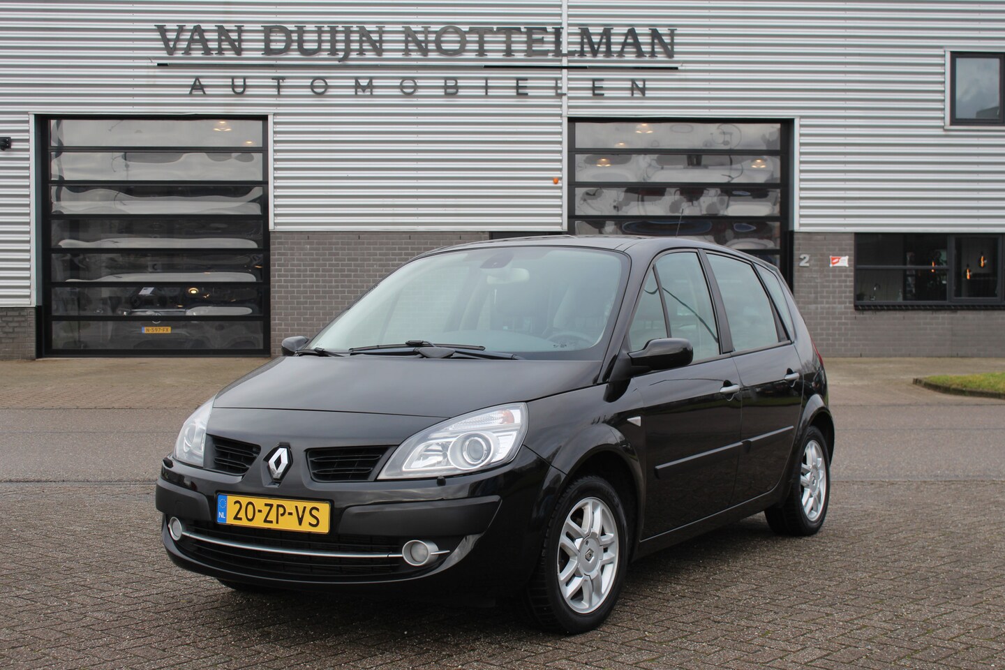 Renault Scénic - 1.6-16V Tech Line / Panoramadak / Xenon / N.A.P. - AutoWereld.nl