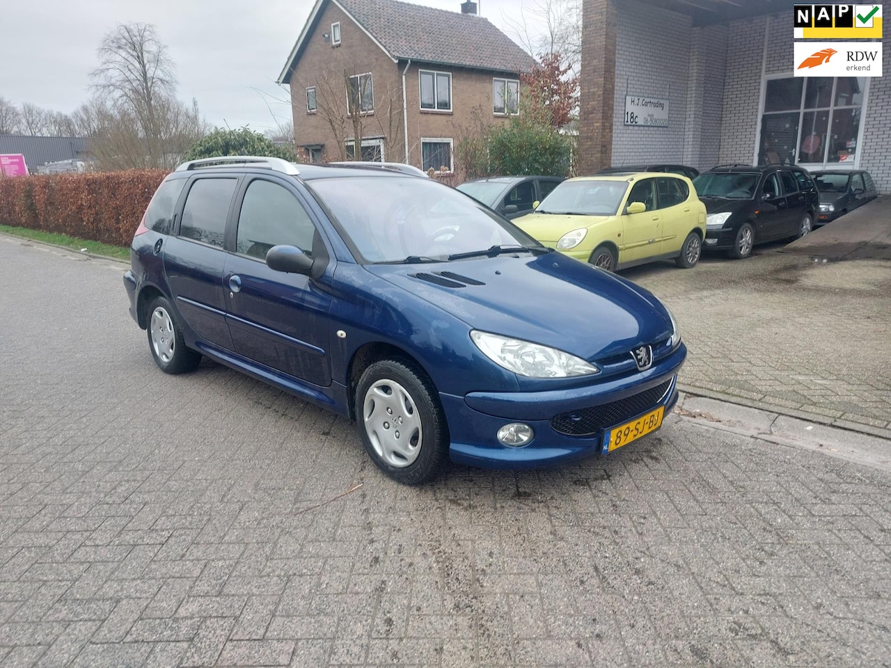 Peugeot 206 SW - 1.4 HDi Air-line 3 1.4 HDi Air-line 3 - AutoWereld.nl