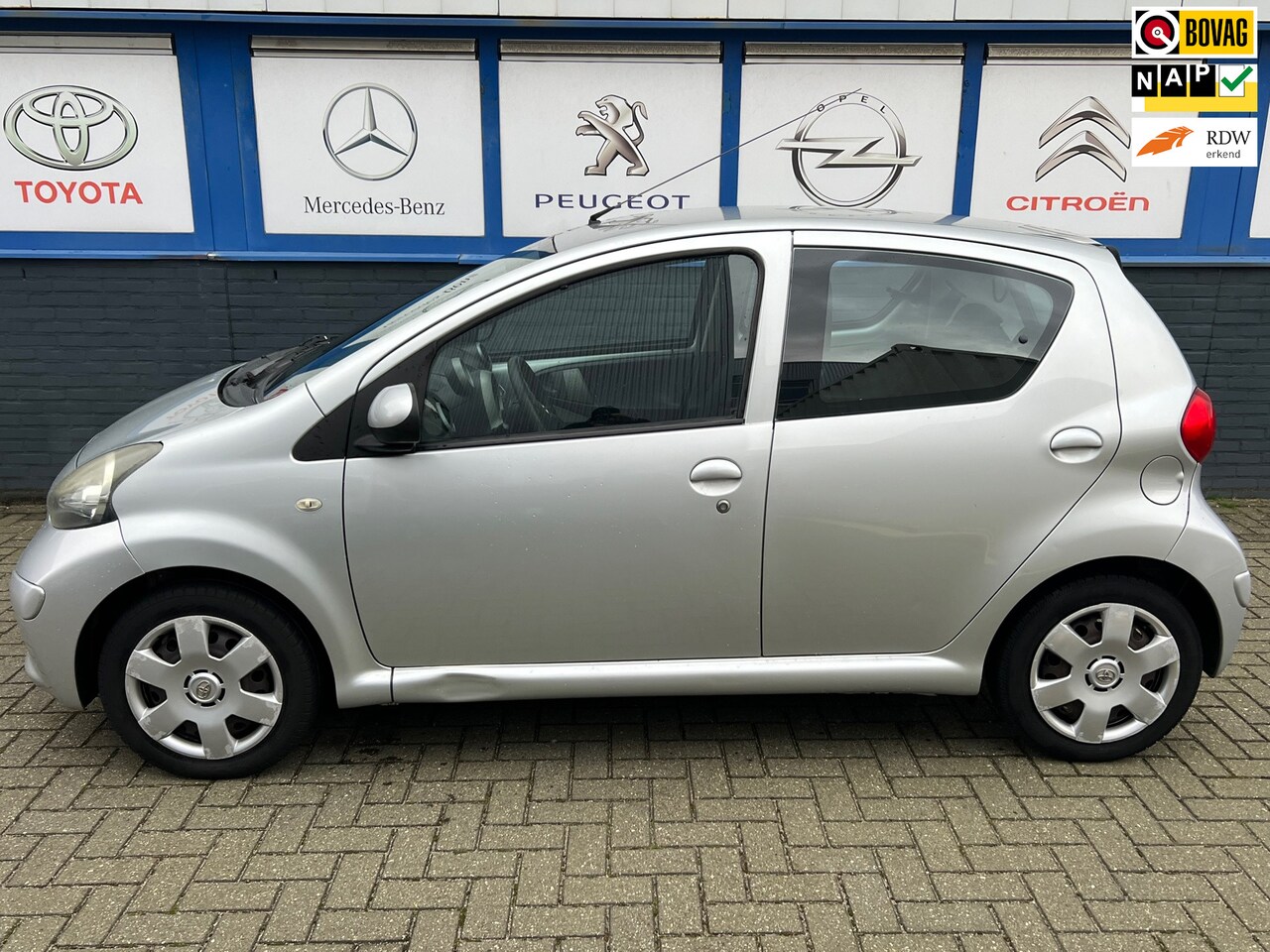 Toyota Aygo - 1.0-12V +5 drs. 2007 74000km 3995EU - AutoWereld.nl