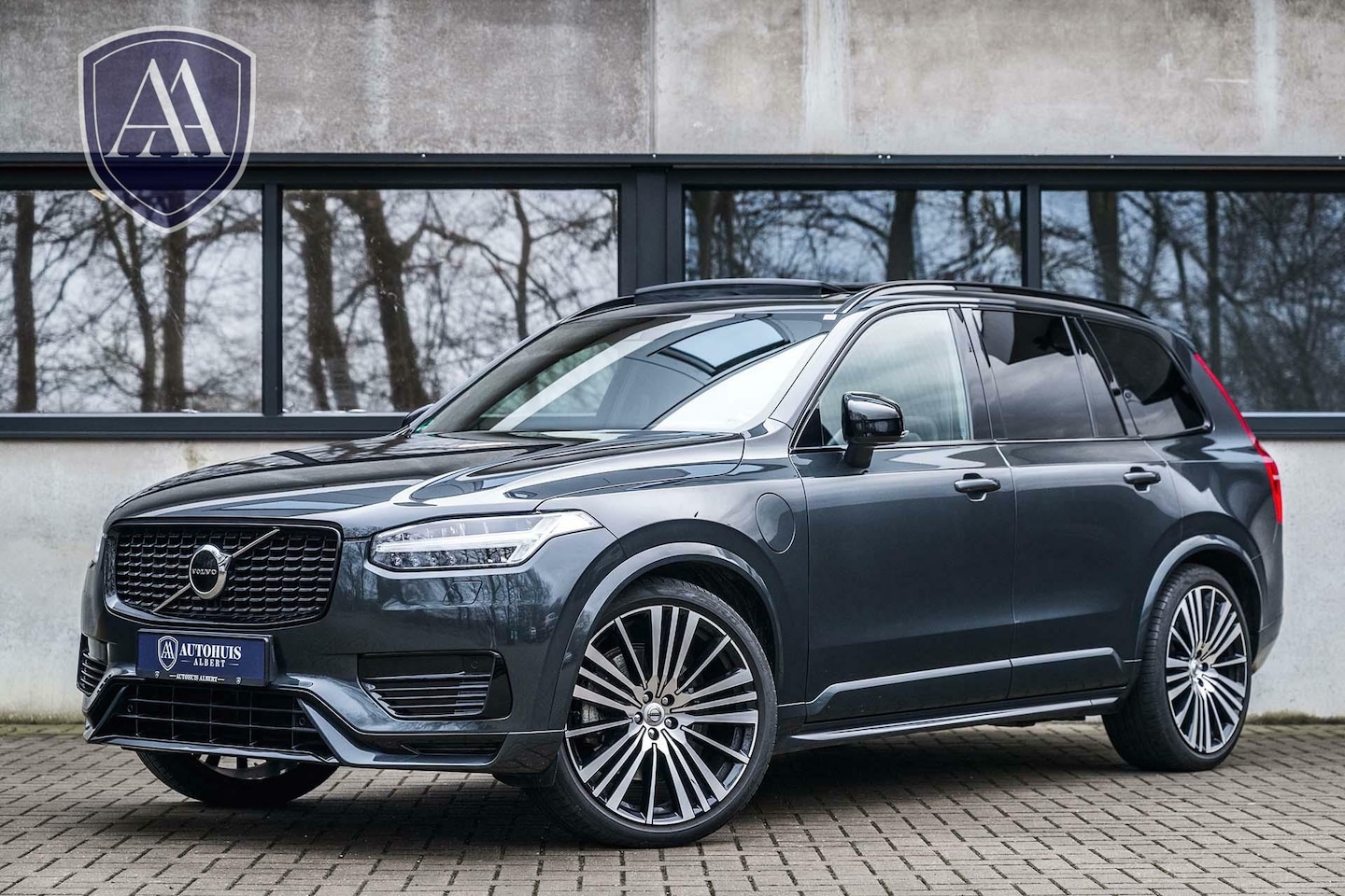 Volvo XC90 - 2.0 T8 Recharge AWD R-Design H&K 22" Luchtvering - AutoWereld.nl