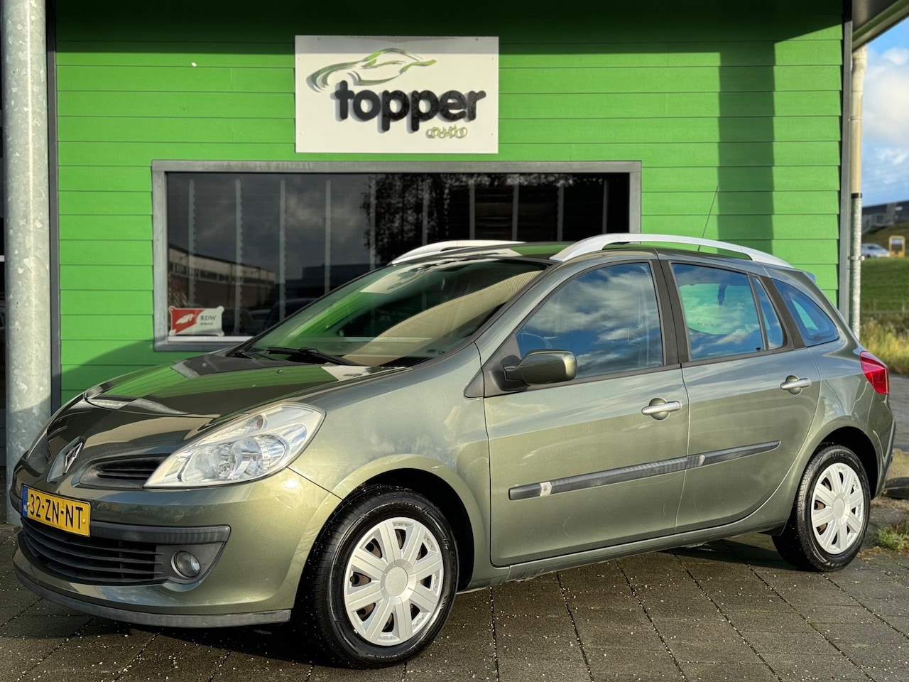 Renault Clio Estate - 1.6-16V Dynamique / Automaat / Cruise / - AutoWereld.nl