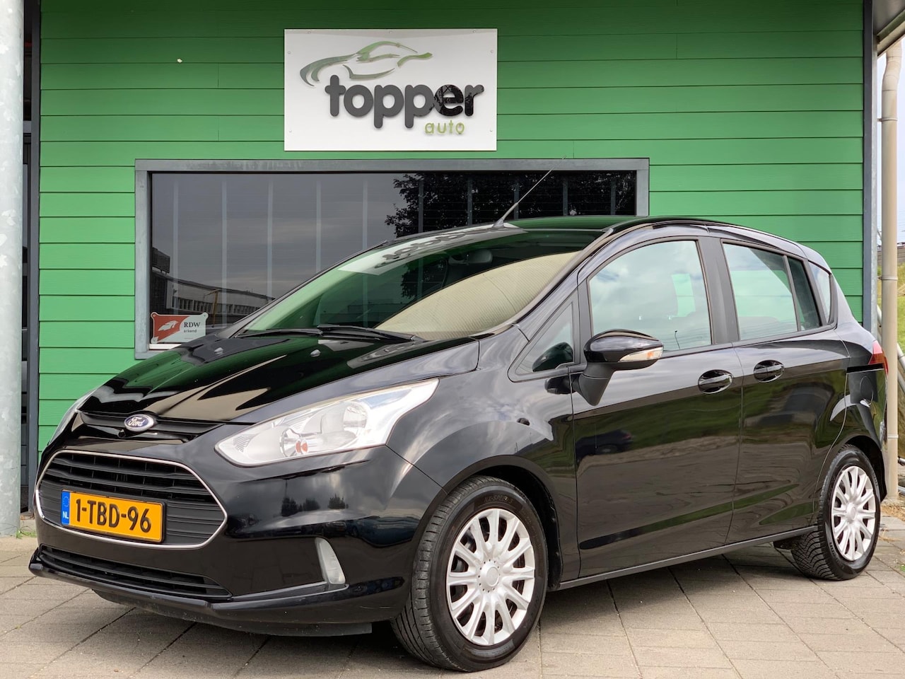 Ford B-Max - 1.0 EcoBoost Style / Navigatie / Trekhaak / - AutoWereld.nl