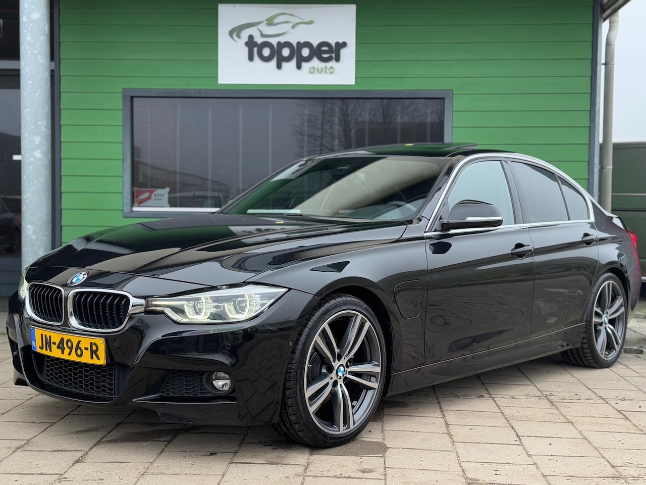 BMW 3-serie - 330e | M-Sport | SchuifDak | Led | Plug-in - AutoWereld.nl