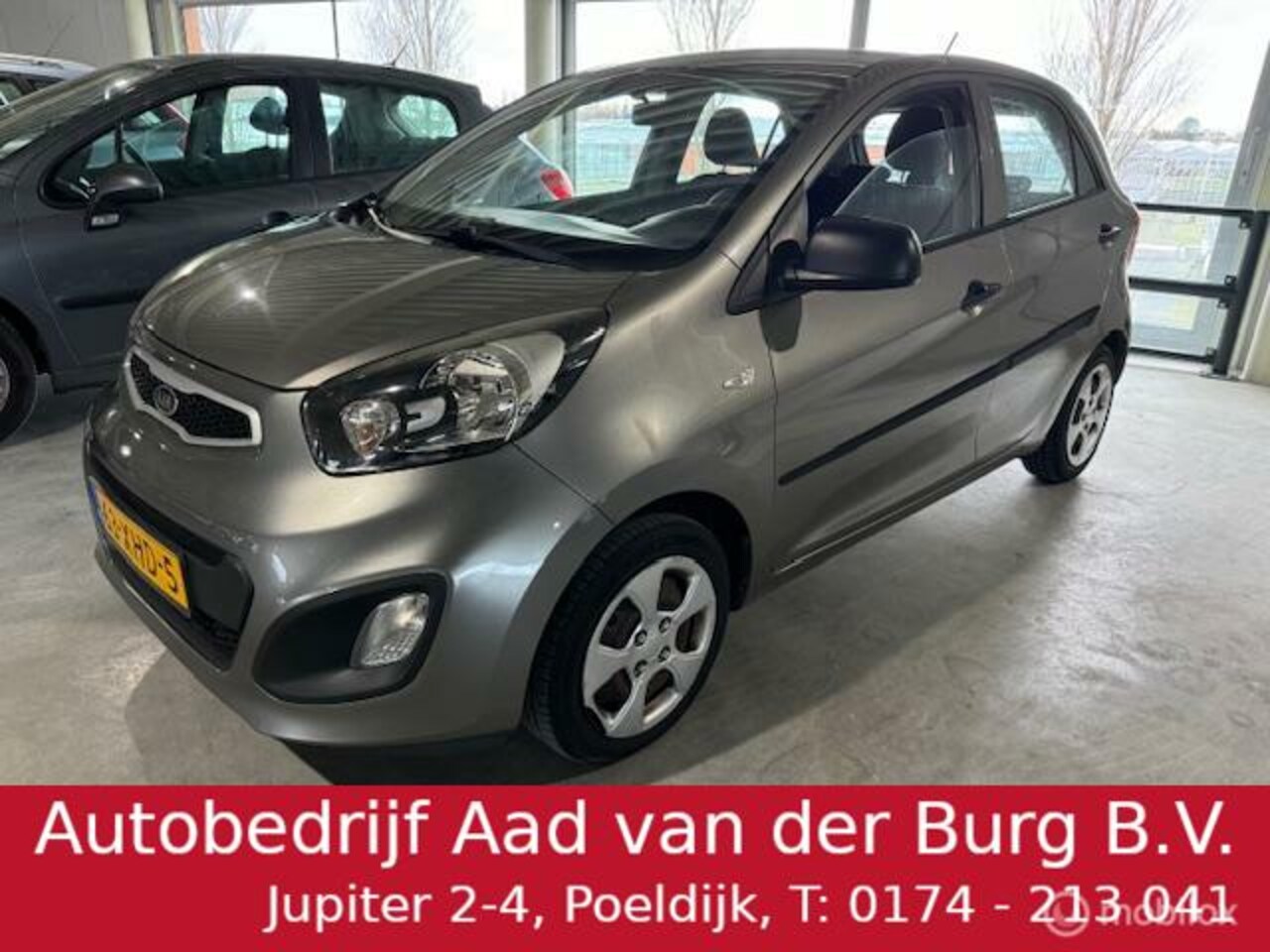 Kia Picanto - 1.0 CVVT 5 Deurs , Metaallak , stootlijsten , Centrale deur vergrendeling , lage km stand - AutoWereld.nl