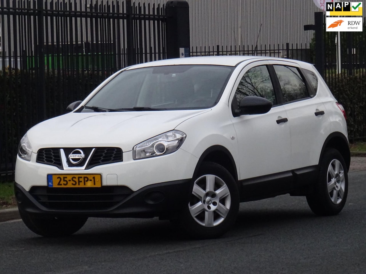 Nissan Qashqai - 1.6 Visia NAP/AIRCO/CRUISE/NW APK - AutoWereld.nl