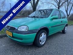 Opel Corsa - 1.4i Strada