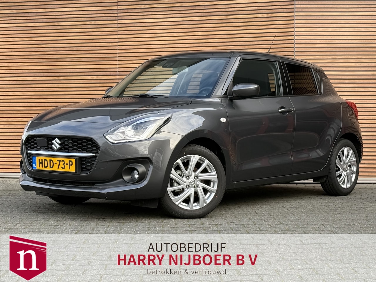 Suzuki Swift - 1.2 Select Smart Hybrid Navi / Airco / Lm velg / Adpt Cruise / Carplay - AutoWereld.nl