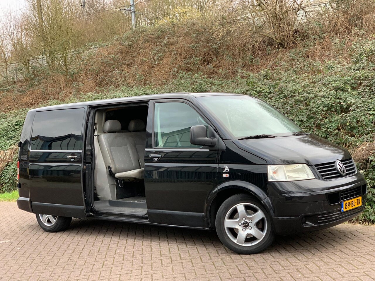 Volkswagen Transporter - 1.9 TDI 340 LANG DUBBELCABINA AIRCO NAVI CARPLAY 17'' ! TOP - AutoWereld.nl